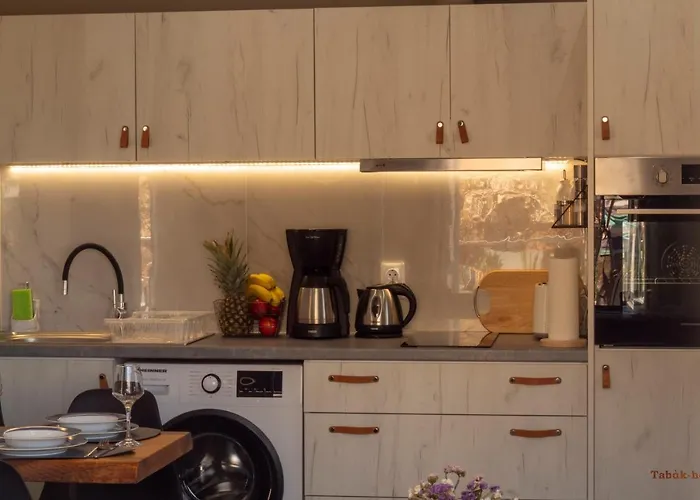 Tabak Sea Side Апартаменти